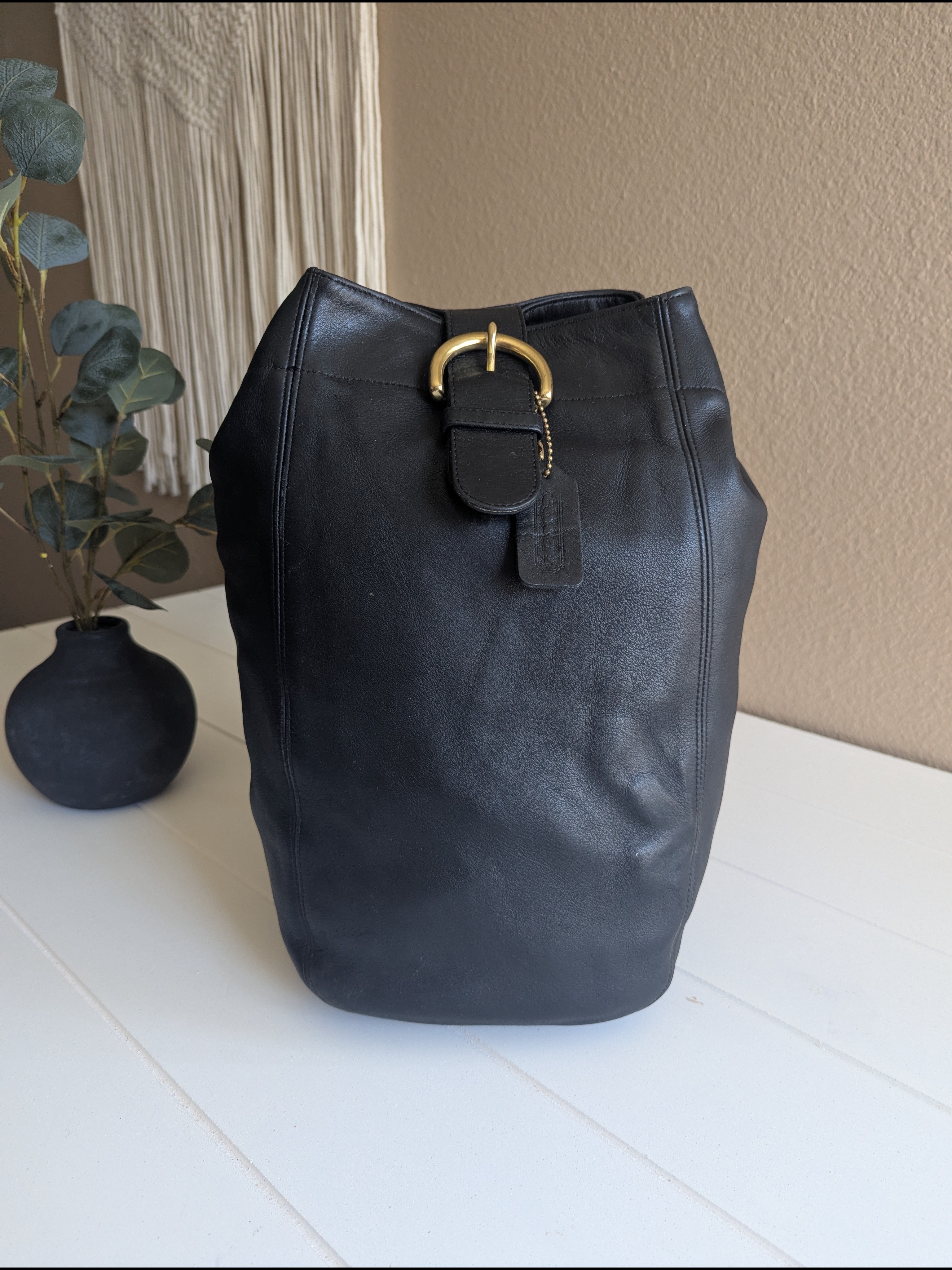 Vintage 1990s Coach Soho Sling Bag (Style Number 4160